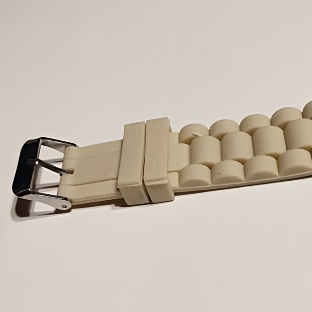 Nwot Geneva Cream Watch - Picture 3 of 8